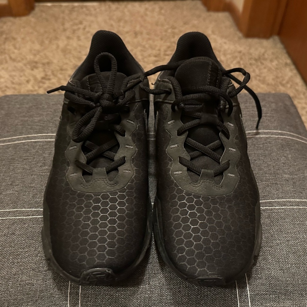 Nike Women’s Legend Essential 2 Training Shoe - Black